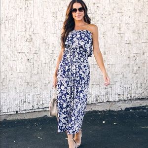 Vici MEET ME AT TWILIGHT FLORAL MIDI DRESS NWT